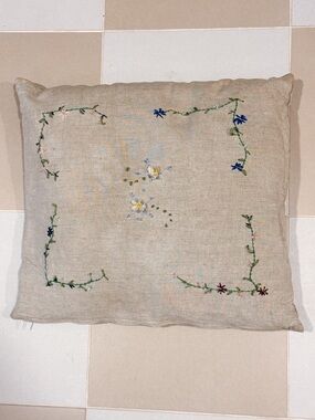 Vintage Embroidered Floral Linen Throw Pillow - Neutral Beige